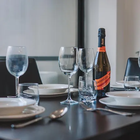 Luxury Boutique With Sea & Skyline Views St Julian San Julián