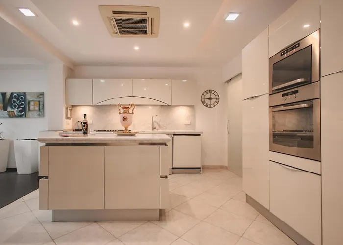 Luxury Boutique With Sea & Skyline Views St Julian * سانت جوليان