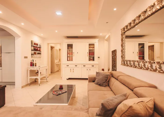 Luxury Boutique With Sea & Skyline Views St Julian *