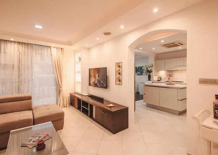 Luxury Boutique With Sea & Skyline Views St Julian Apartment San Ġiljan