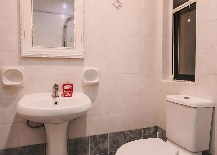 Luxury Boutique With Sea & Skyline Views St Julian Apartment San Ġiljan