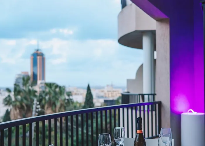 Luxury Boutique With Sea & Skyline Views St Julian