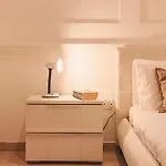 Апартаменты Luxury Boutique With Sea & Skyline Views St Julian