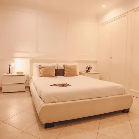 Апартаменты Luxury Boutique With Sea & Skyline Views St Julian