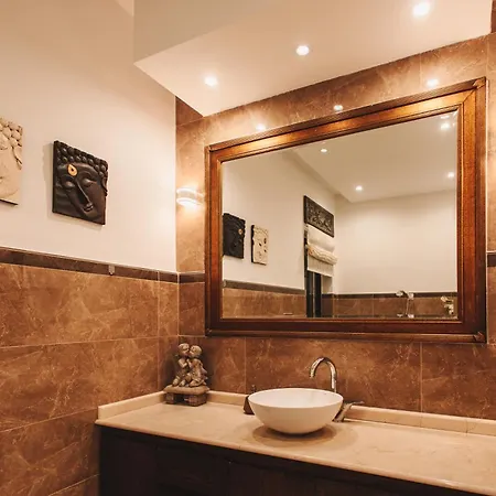 Luxury Boutique With Sea & Skyline Views St Julian