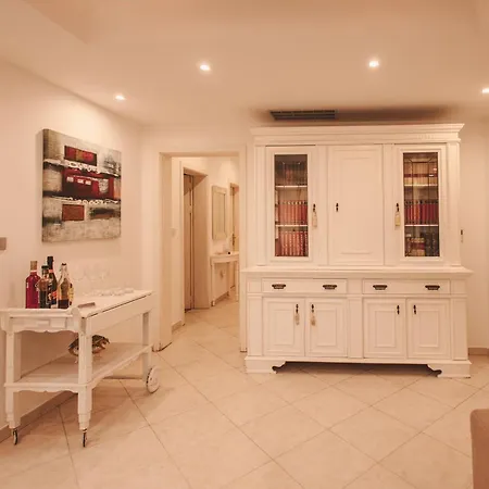 Luxury Boutique With Sea & Skyline Views St Julian *