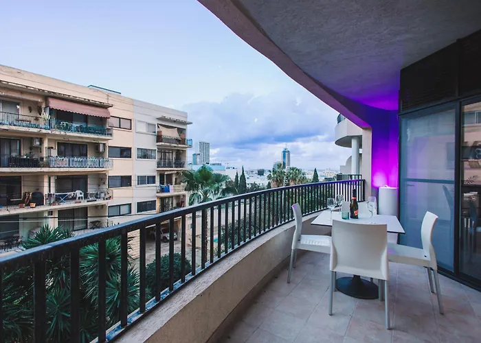 Luxury Boutique With Sea & Skyline Views St Julian * St. Julian's