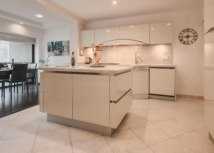 Luxury Boutique With Sea & Skyline Views St Julian * Saint Julian's