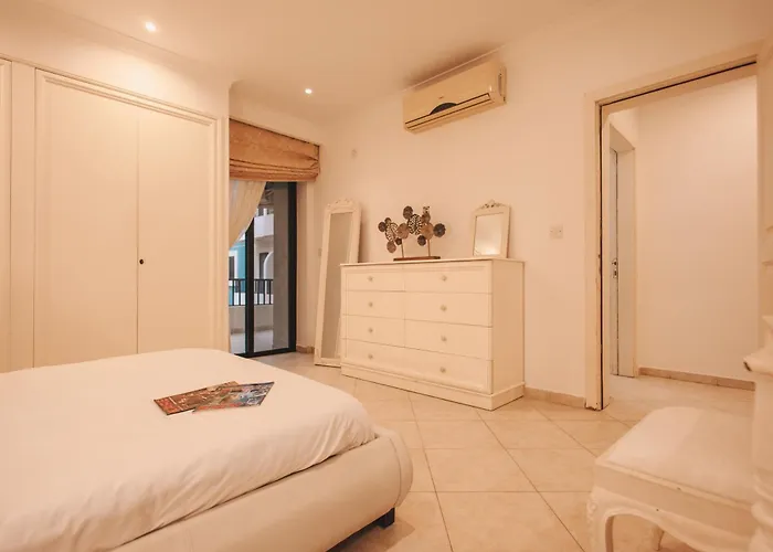 Luxury Boutique With Sea & Skyline Views St Julian * Saint Julian's