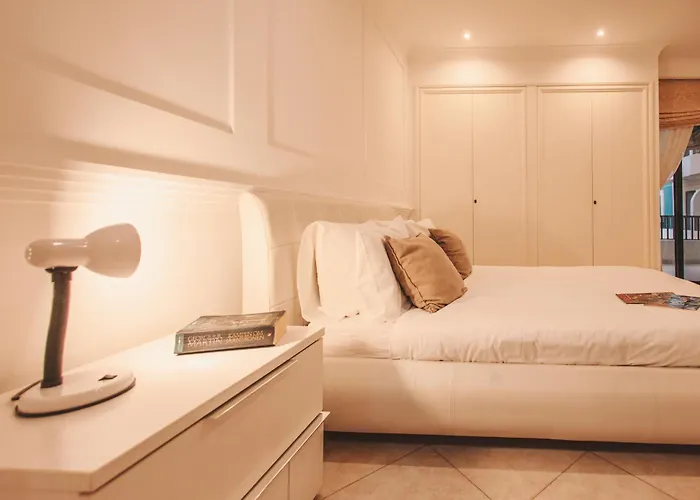 Luxury Boutique With Sea & Skyline Views St Julian Apartament St. Julian's