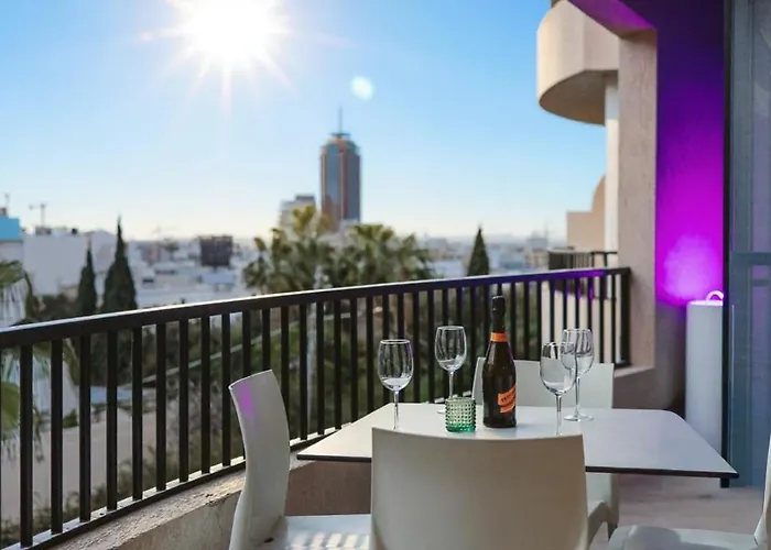 Luxury Boutique With Sea & Skyline Views St Julian St. Julian's
