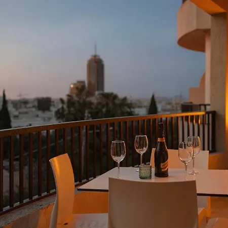 Luxury Boutique With Sea & Skyline Views St Julian Appartement
